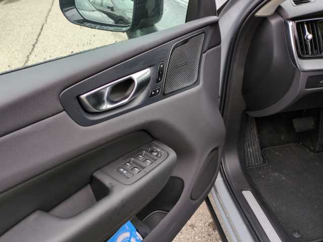 Volvo XC60 XC60 Bluetooth Vollleder Klima Standhzg Einparkhilfe el. Fenster