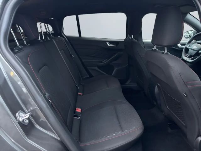 Ford Focus EcoBoost ST Line Wagon