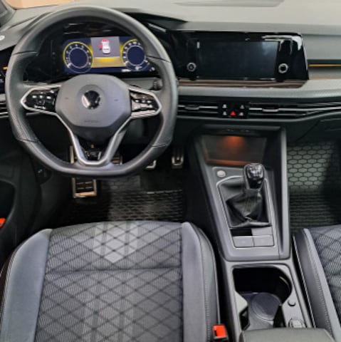 Volkswagen Golf 1.5 TSI Golf VIII