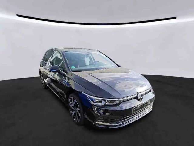 Volkswagen Golf 1.5 eTSI DSG Golf VIII Style