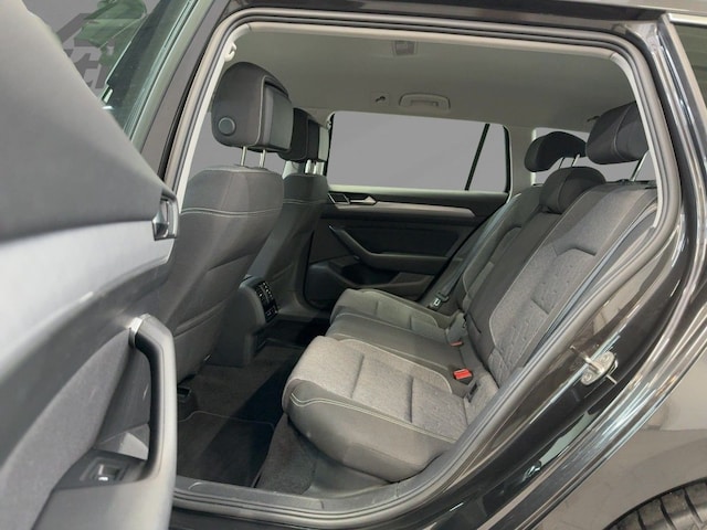 Volkswagen Passat 2.0 TDI Business DSG Variant