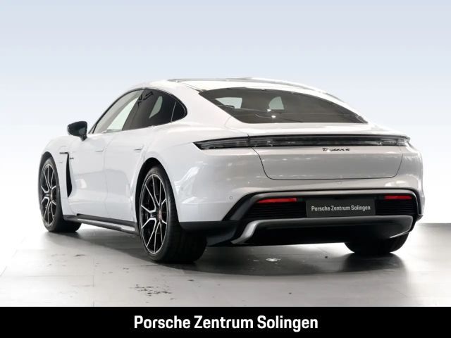 Porsche Taycan 4 Black Edition