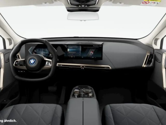 BMW iX xDrive40