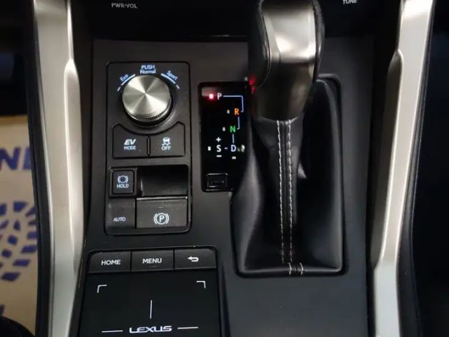 Lexus NX Hybrid Aut. *CARPLAY *ASSISTENZ *LENKRADHZG