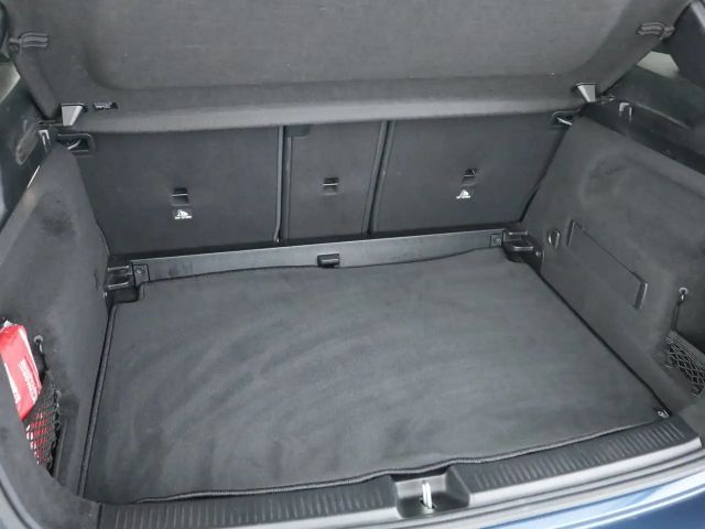 Mercedes-Benz B 200 AMG Line