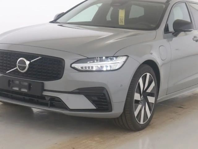 Volvo V90 AWD Dark Plus T6