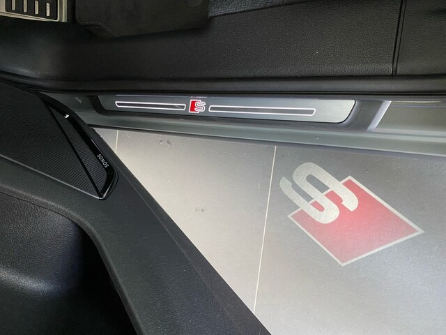 Audi Q3 35 TDI S-Line S-Tronic