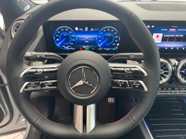 Mercedes-Benz EQA 300 4MATIC AMG Line