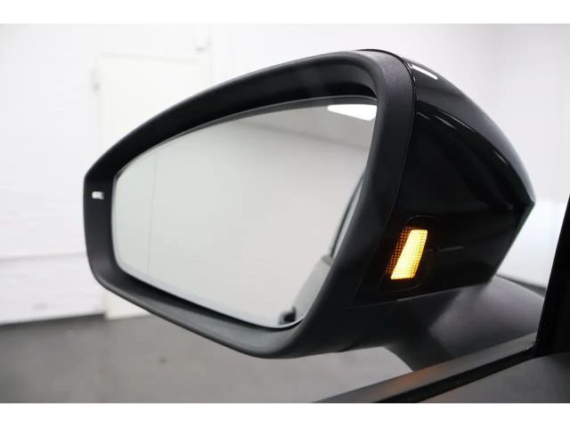 Volkswagen Tayron 2.0 TDI DSG R-Line