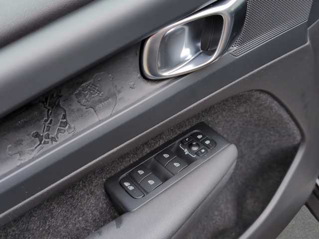 Volvo C40 Core Recharge