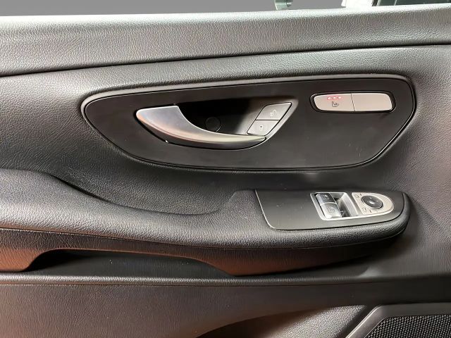 Mercedes-Benz V 220 Limousine Lang V 220 d