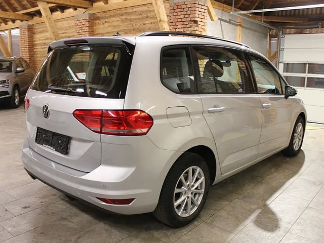 Volkswagen Touran DSG