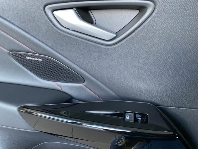 Volkswagen ID.3 +HARMAN+HEAD-UP+