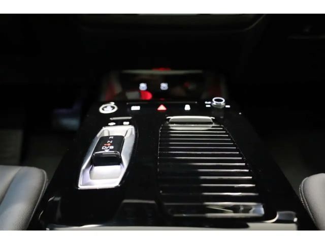 Audi Q6 e-tron S-Line