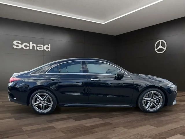 Mercedes-Benz CLA 200 AMG Line Coupé