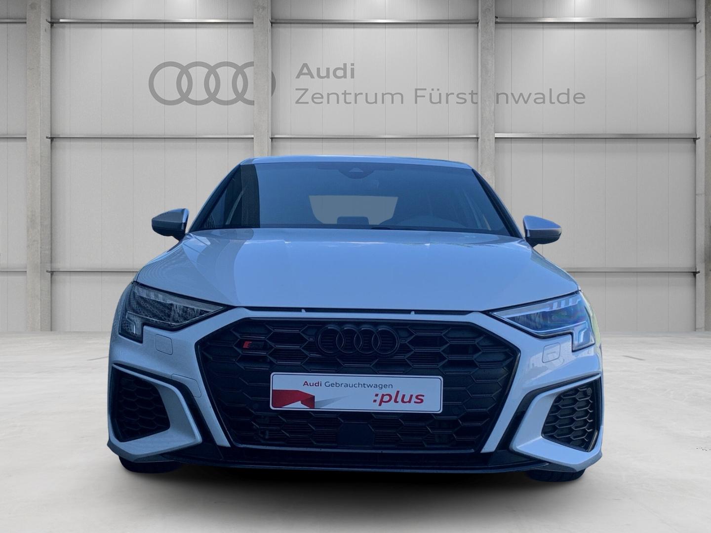 Audi S3 2.0 TFSI Quattro Sedan Sportback