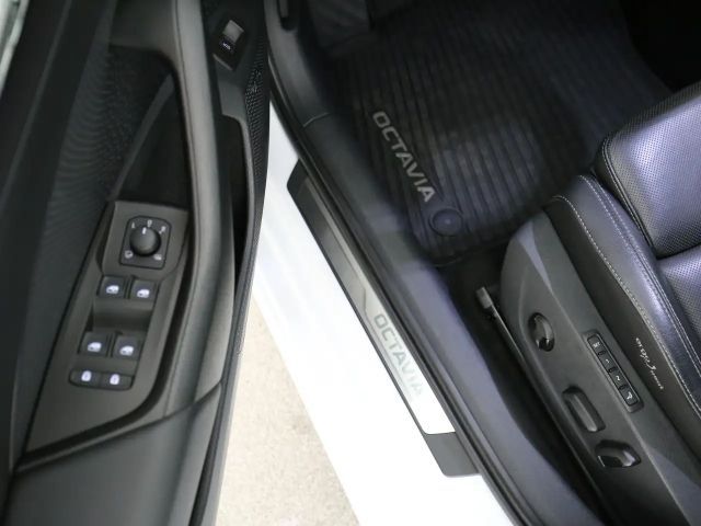 Skoda Octavia 2.0 TDI Combi Style Style