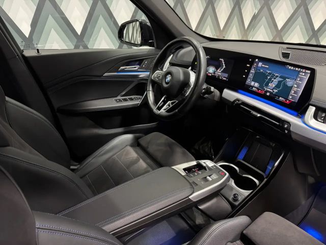 BMW X1 xDrive23d (U11) // M-PAKET // AHK // 1. BESITZ //