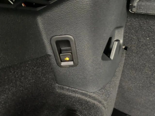 Volkswagen Golf DSG Sport