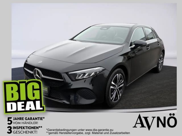 Mercedes-Benz A 180 LENKRADHEIZUNG LED HP USB PAKET