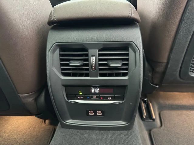 BMW 320 dx SPORTSITZ+LEDER+PANO+HUD+LED+ACC+HIFI+AHK+