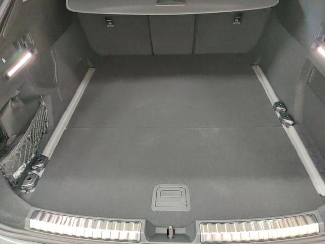 Audi A6 Avant Quattro S-Tronic