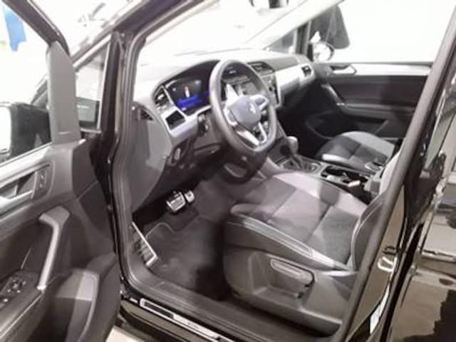 Volkswagen Touran 1.5 TSI DSG IQ.Drive