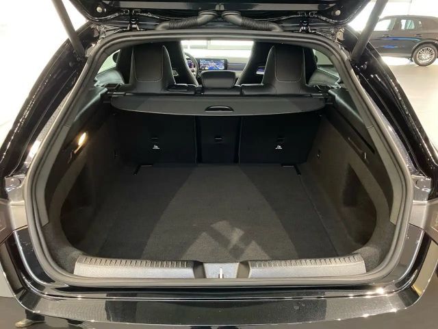 Mercedes-Benz CLA 180 AMG Line Shooting Brake