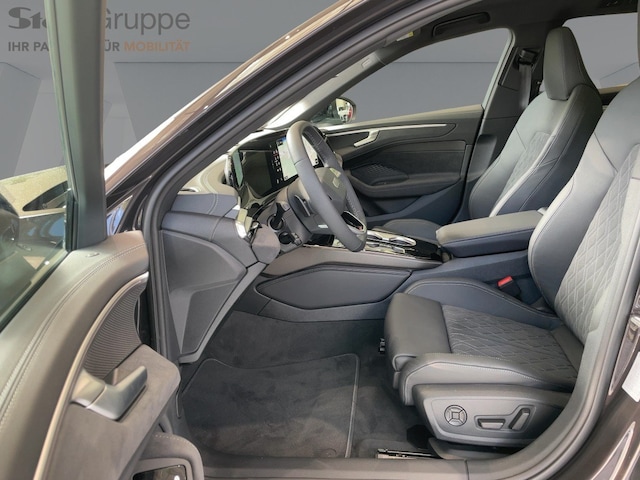 Audi A6 Avant Quattro S-Tronic