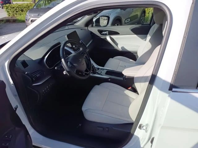 Mitsubishi Eclipse Cross 4WD CVT PHEV