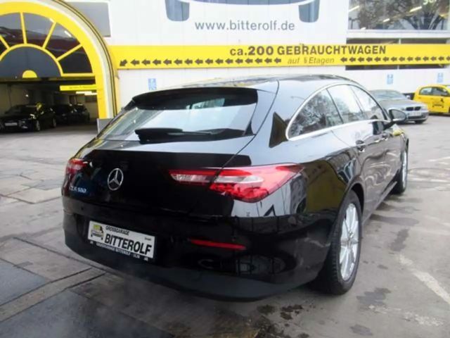 Mercedes-Benz CLA 180 Shooting Brake