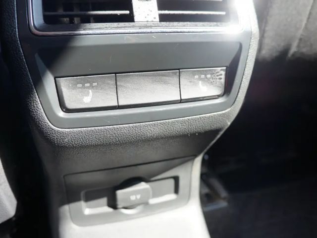 Skoda Karoq Karoq Soleil *SHZ V+H*NAVI*LED*PDC*