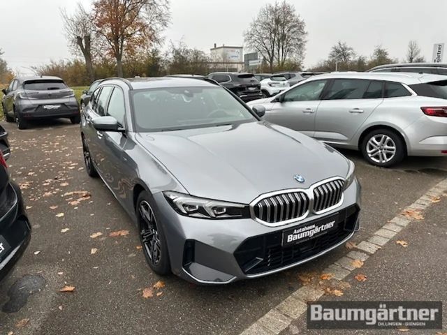 BMW 330 330i M-Sport Touring xDrive