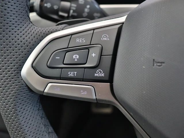 Volkswagen Passat DSG R-Line