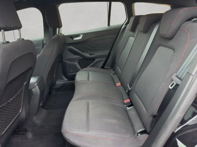 Ford Focus EcoBoost ST Line Wagon