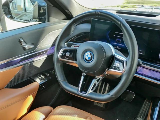 BMW i7 M-Sport Sedan