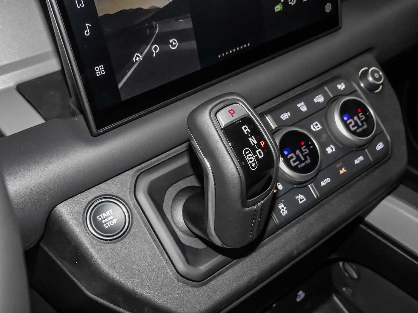 Land Rover Defender 110