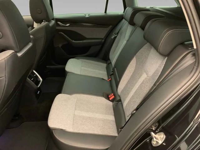 Skoda Octavia Combi Selection