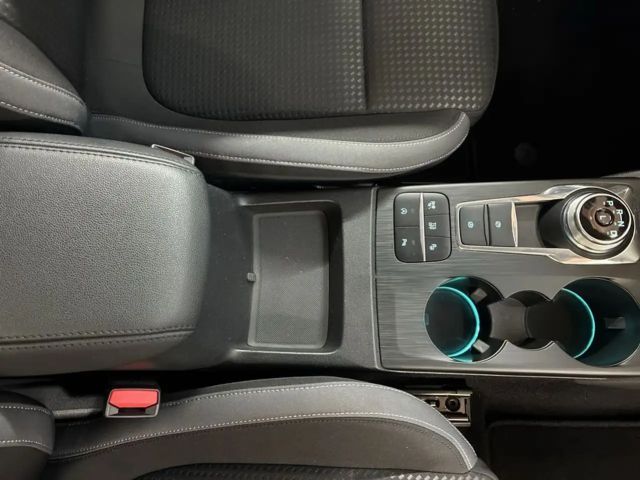 Ford Focus Cool & Connect EcoBoost Wagon