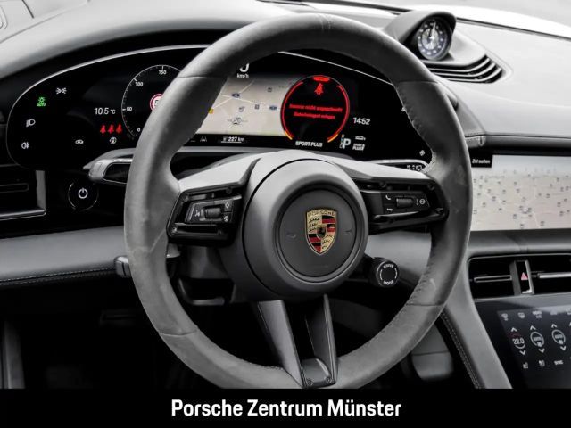 Porsche Taycan 4S Cross Turismo