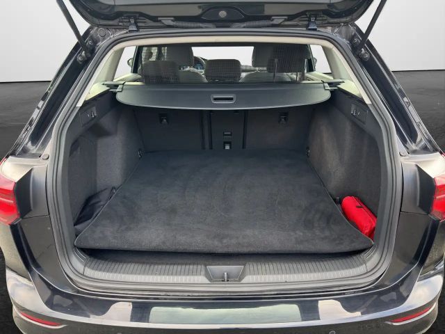 Volkswagen Golf DSG Life Variant