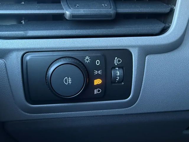 Volkswagen Transporter Lang T7