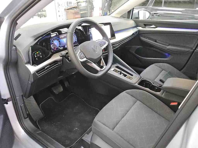 Volkswagen Golf 1.5 eTSI DSG Life Variant