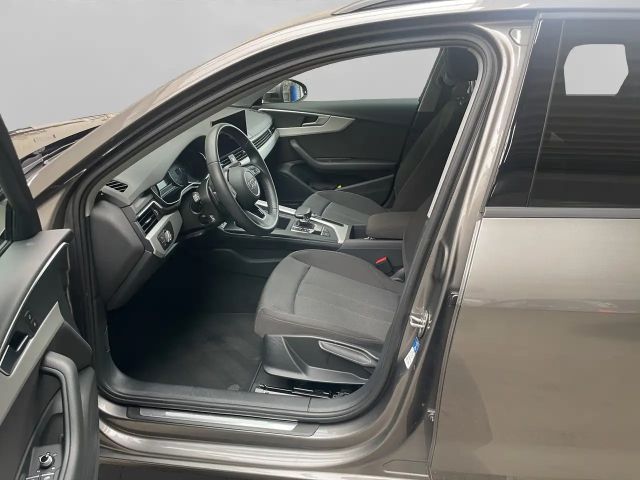 Audi A4 40 TDI Avant S-Tronic