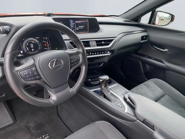 Lexus UX 250h Style Edition