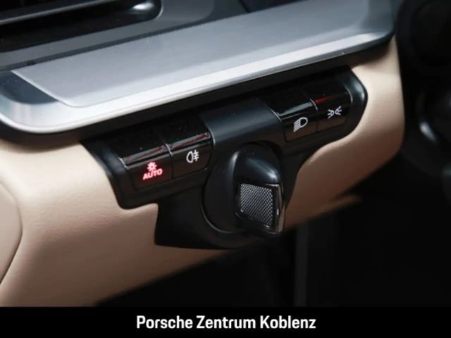 Porsche 992 Cabrio Carrera S