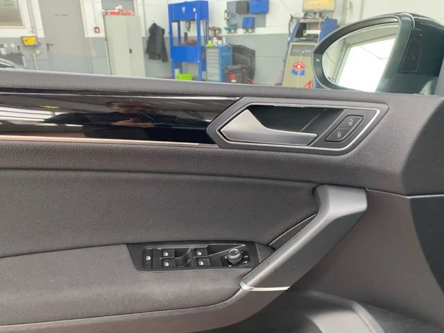 Volkswagen Touran 2.0 TDI DSG Highline