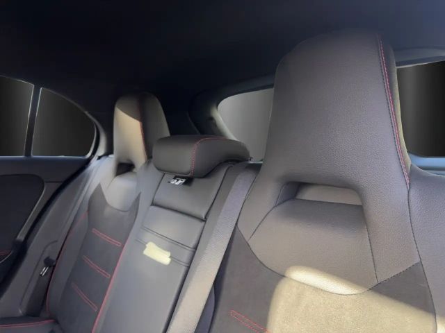 Mercedes-Benz A 200 AMG Line Hatchback