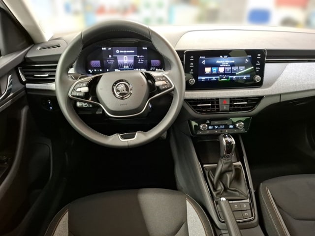 Skoda Scala 1,0 TSI DSG LED PDC ACC SHZ SMART-L