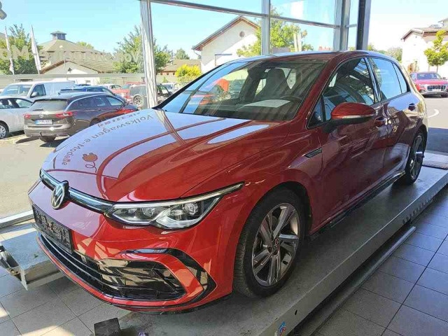 Volkswagen Golf 1.5 TSI DSG R-Line